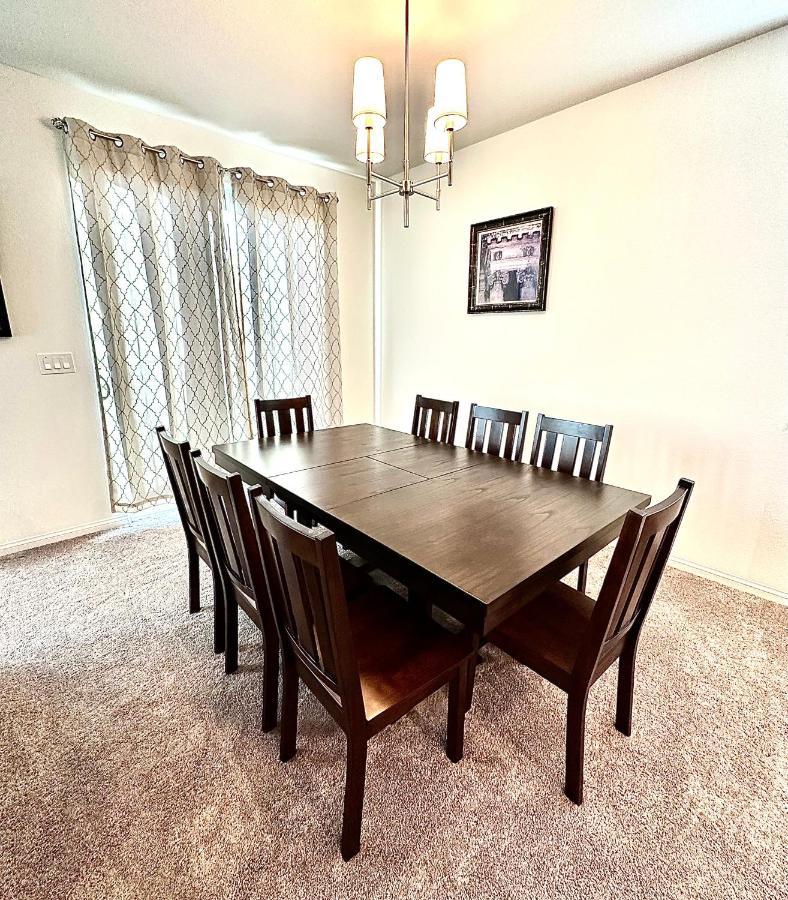 Spacious House, 5 Bedrooms, Sleeps 12, Near Las Vegas Strip And Airport Εξωτερικό φωτογραφία