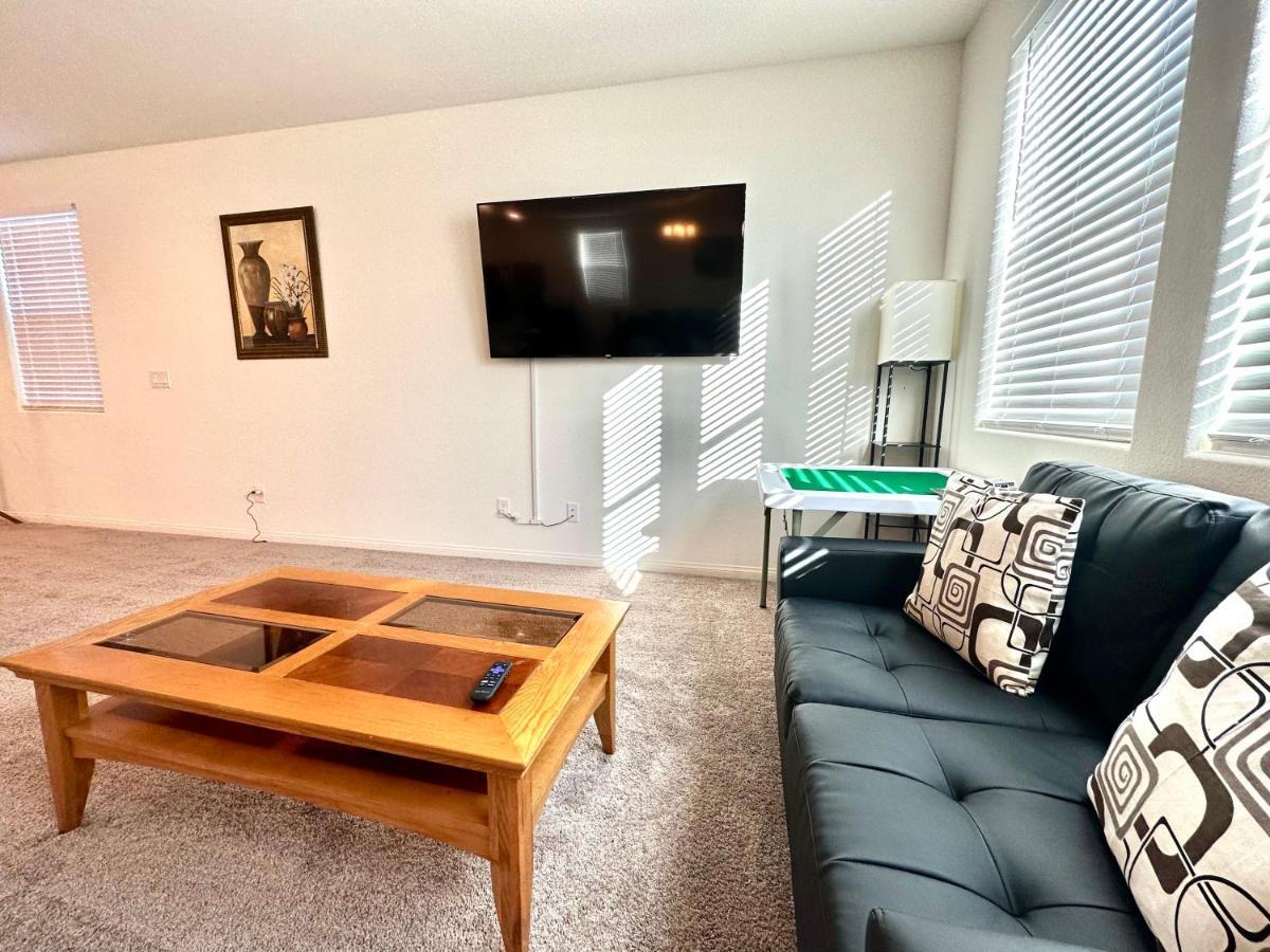 Spacious House, 5 Bedrooms, Sleeps 12, Near Las Vegas Strip And Airport Εξωτερικό φωτογραφία
