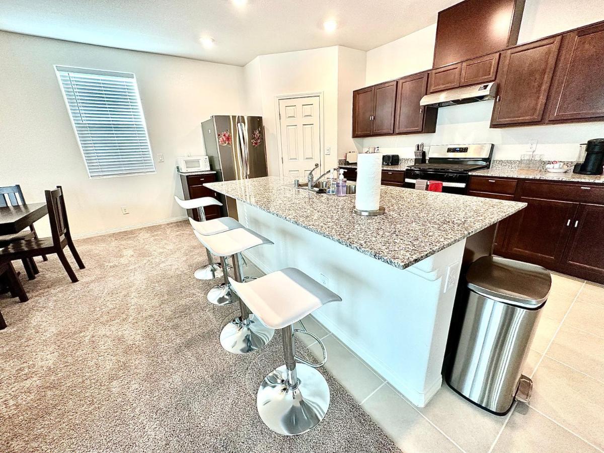 Spacious House, 5 Bedrooms, Sleeps 12, Near Las Vegas Strip And Airport Εξωτερικό φωτογραφία