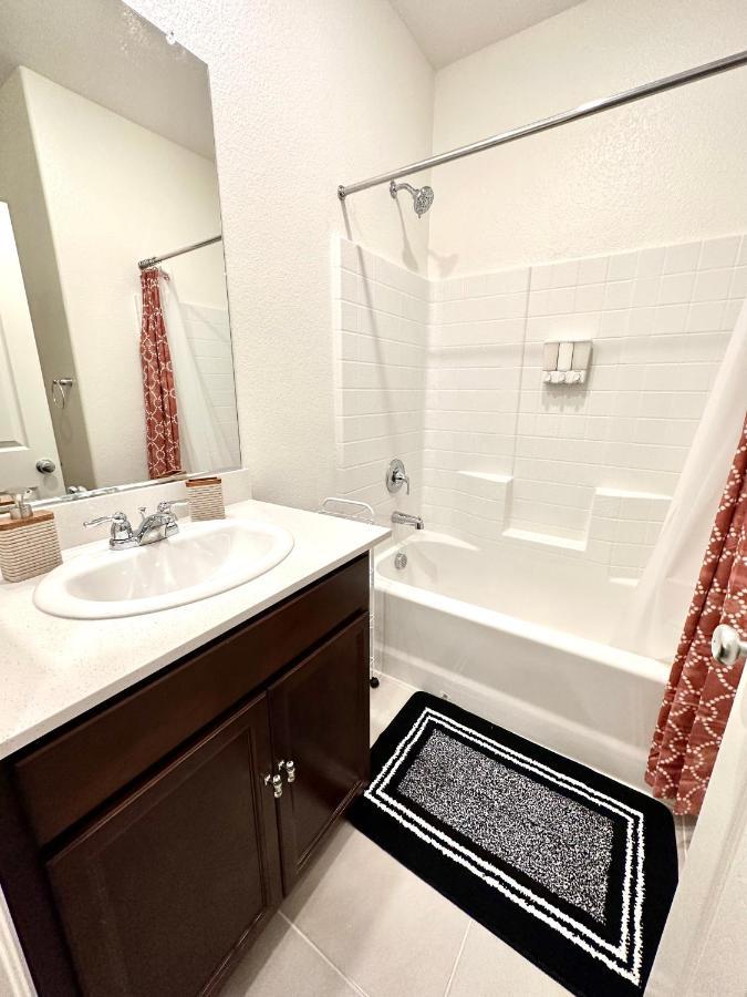 Spacious House, 5 Bedrooms, Sleeps 12, Near Las Vegas Strip And Airport Εξωτερικό φωτογραφία
