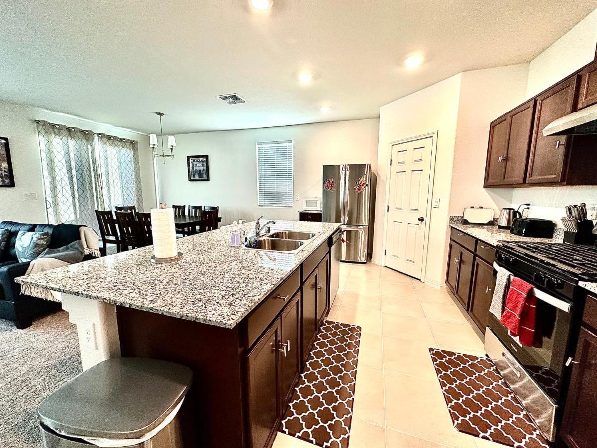 Spacious House, 5 Bedrooms, Sleeps 12, Near Las Vegas Strip And Airport Εξωτερικό φωτογραφία