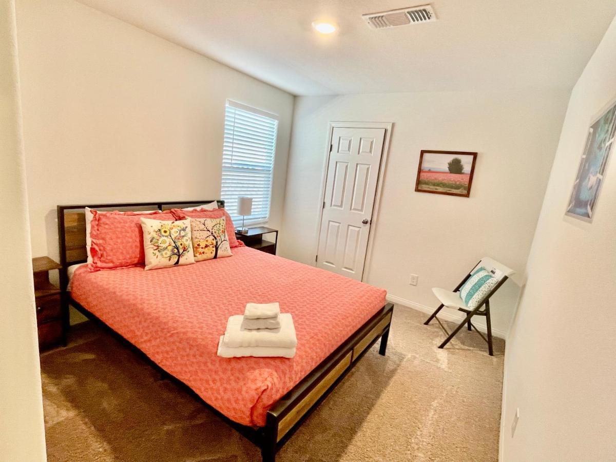 Spacious House, 5 Bedrooms, Sleeps 12, Near Las Vegas Strip And Airport Εξωτερικό φωτογραφία